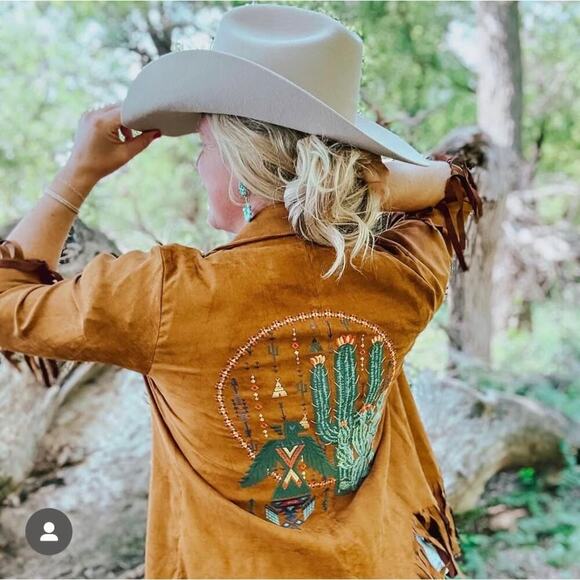 ANDRÉE by UNIT Tan Suede Fringe Jacket w/ Embroidered Cactus &Thunderbird Design - Picture 2 of 16